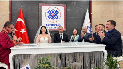 MHP’li Ekrem Gökay Yüksel, Balıkesir’de Göktuğ Ve Melis Çiftinin Nikahına Katıldı