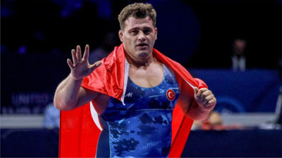 Rıza Kayaalp'ten Arnavutluk'ta tarihi şampiyonluk: 13. Kez Zirvede