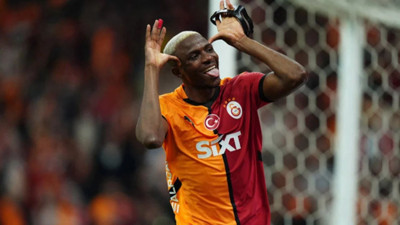 Victor Osimhen bu sezonki 20. golünü attı