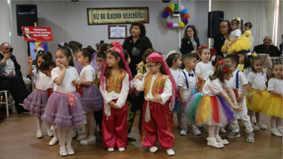 Gelecek Onların Elinde