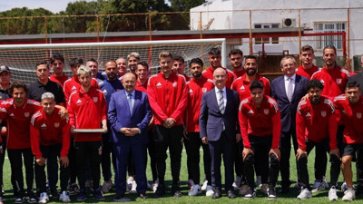 Ayvalıkgücü Belediyespor Playoff Finali Öncesi Moral Ziyareti