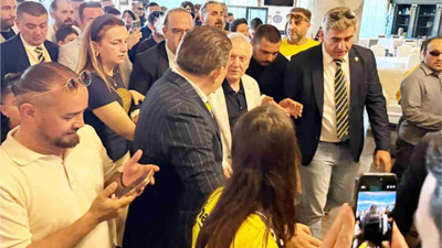 Aziz Yıldırım Kocaeli'de Fenerbahçelilerle buluştu: