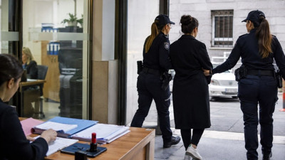Noterde İşlem Yapacaktı, Polis Kıskıvrak Yakaladı