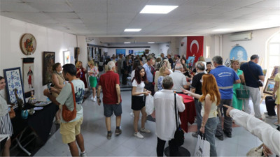 Edremit’te “7’den 77’ye Güzel Sanatlar Güneşine İz Bırakanlar” Sergisi Açılıyor