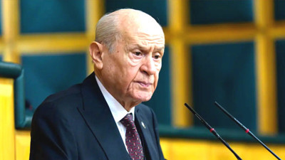 Bahçeli: CHP Adım Adım Bölünüyor