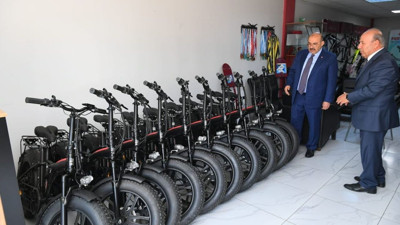 Vali Ustaoğlu Üretimi Yerinde İnceledi