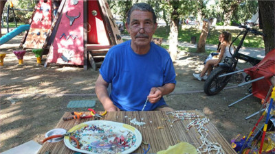 Balıkesir Burhaniye’de İnşaat İşçisi Hediyelik İmalatçısı Oldu