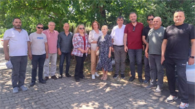 İYİ Parti Balıkesir Teşkilatı Kepsut Kelebek Mahallesi’nde Hıdırellez Hayrı’na Katıldı