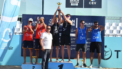 Balıkesir'de Plaj Voleybolu Balkan Şampiyonası Sona Erdi
