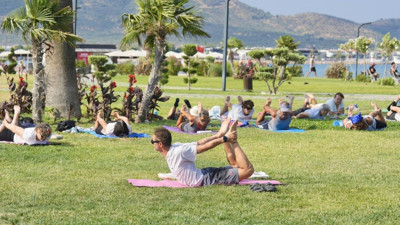 Burhaniye’de Ücretsiz Spor Etkinlikleri Yaz Boyunca Devam Ediyor