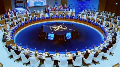 Bakan Güler, NATO Savunma Bakanları Çalışma Yemeğinde