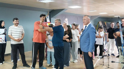 Milletvekili Canbey, TÜGVA Yaz Okulu’nda Gençlerle Buluştu