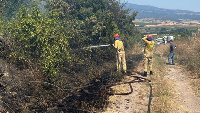 Susurluk’ta Arazi Yangınına Havadan ve Karadan Müdahale