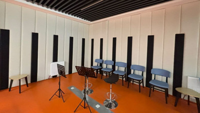 Balıkesir İl Halk Kütüphanesi’nde Ücretsiz Müzik Alanı İlgi Çekiyor