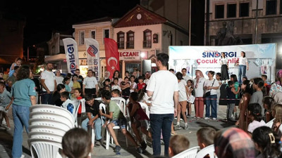 Başkan Sak'tan Çocuklara Şenlik Sürprizi