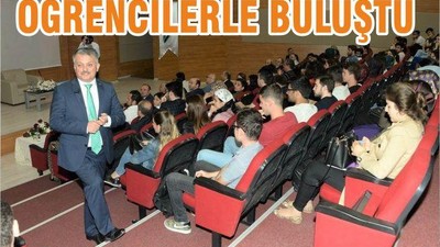 ÖĞRENCİLERLE BULUŞTU