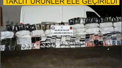 MARKA KIYAFETLERİN TAKLİTLERİNİ PİYASAYA SÜRÜLECEKTİ