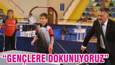 GENÇLERE DOKUNUYORUZ