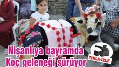 Nişanlıya bayramda Koç geleneği sürüyor