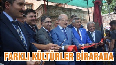 FARKLI KÜLTÜRLER BİRARADA