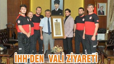 İHH’DEN VALİ ZİYARETİ