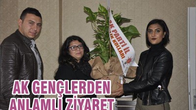 AK GENÇLERDEN ANLAMLI ZİYARET