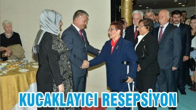 KUCAKLAYICI RESEPSİYON