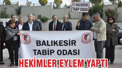 HEKİMLER EYLEM YAPTI