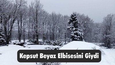 Kepsut Beyaz Elbisesini Giydi