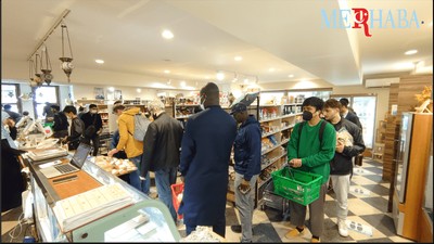 Tokyo'daki Helal Market'e Yoğun İlgi