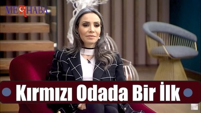 Kırmızı Odada Bir İlk