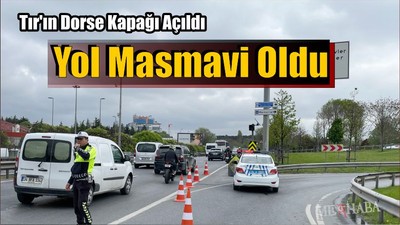 Tır'ın Dorse Kapağı Açıldı