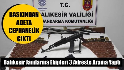 Balıkesir Jandarma Ekipleri 3 Adreste Arama Yaptı