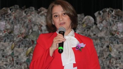 Ayşe Pınar Yahşi'den MEB Yusuf Tekin'e Sert Eleştiri