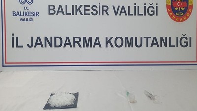 Balıkesir'de Jandarma Ekipleri Uyuşturucu Tacirlerine Geçit Vermiyor