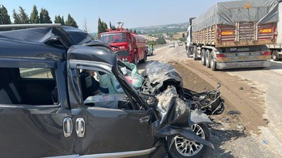 Bandırma'da Kum Yüklü Kamyon Can Aldı
