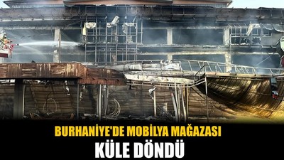 Burhaniye'de Mobilya Mağazası Küle Döndü