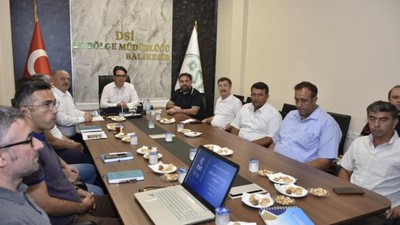Burhaniye'de Muhtarlar Baraj İçin Buluştu