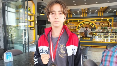 Burhaniyeli Sporcu Türkiye Üçüncüsü Oldu