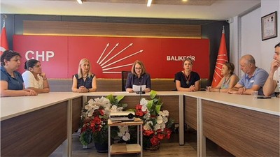 CHP Kadın Kolları “Haklar Kırmızı Çizgimiz”