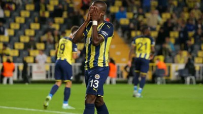 Enner Valencia Fenerbahçe Günlerini Arıyor