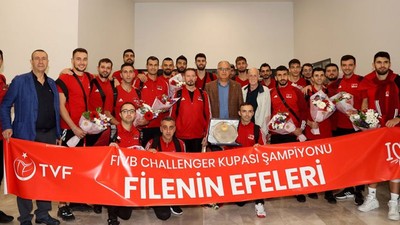Filenin Efeleri’ne Coşkulu Karşılama