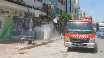 Gönen'de Telekom Panosu Alev Aldı
