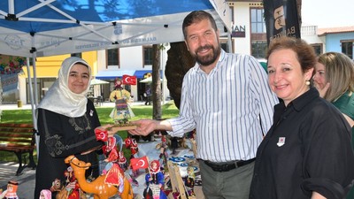 Kadınların Eli Değdi Atıklar Sındırgı'da Sergiye Dönüştü
