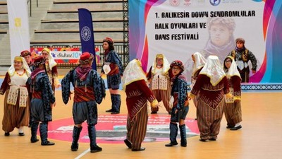 Özel Sporcuların Dans Dolu Şenliği