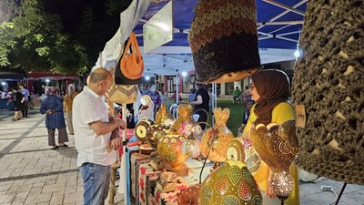 Sındırgı'nın Geceleri Sanatla Aydınlanıyor