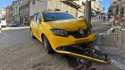 Feci Kaza! Taksi Yayaların Arasına Daldı