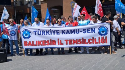 Türkiye Kamu Sen Memur Maaşlarını Protesto Etti