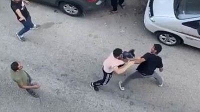 Yan Baktın Meselesinde Yumruklar Havada Uçuştu