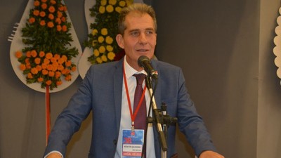 Ayvalık CHP’de Hüseyin Şalmanlı’ya Güvenoyu
